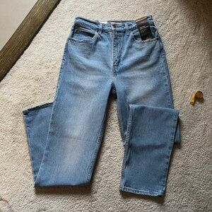 NWT Levi's '70s Ultra High Rise Slim Straight Women's Jeans Size 28/31